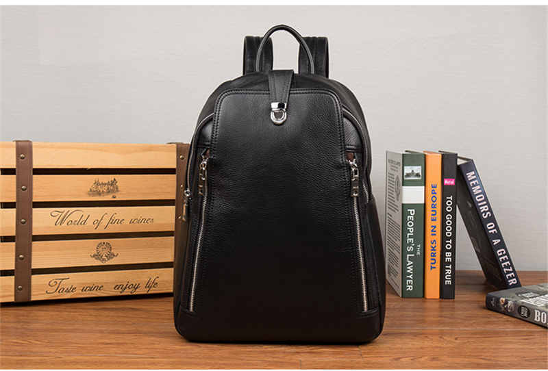 旅游背什么包好看又方便男士 1546929297331017358.jpg